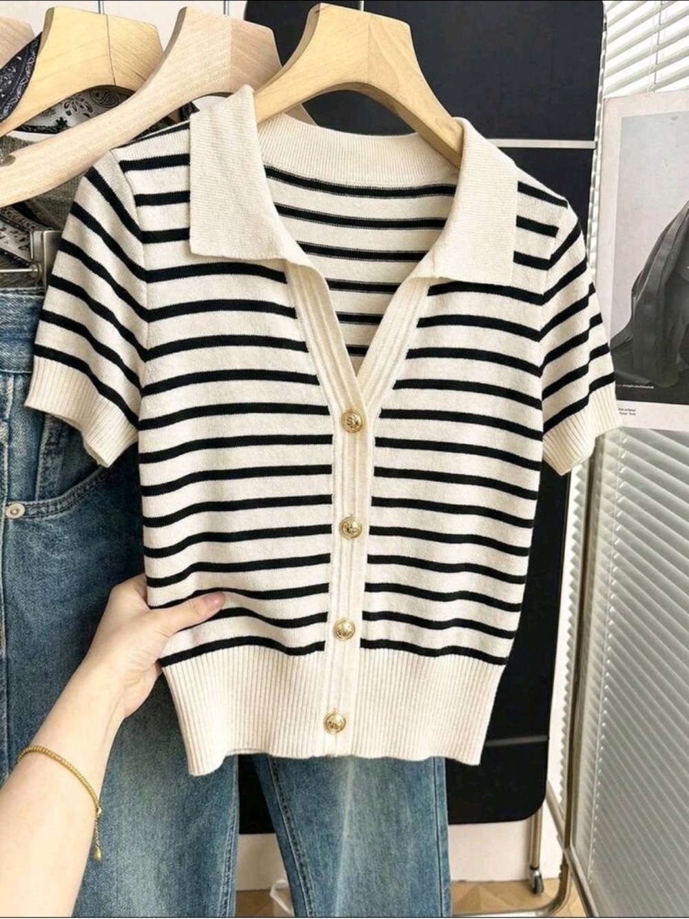 SHEIN Cream and Black Striped Short-Sleeve Polo Cardigan with Gold Buttons